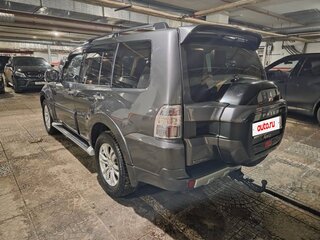 2018 Mitsubishi Pajero IV Рестайлинг 2, серебристый, 3850000 рублей, вид 3