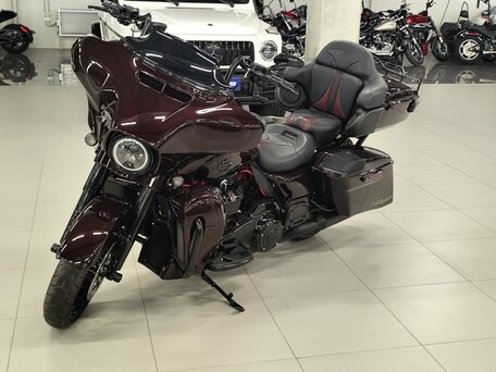 2019 Harley-Davidson CVO Street Glide, красный, 2295000 рублей, вид 2