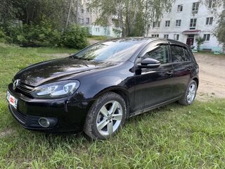2011 Volkswagen Golf VI, чёрный, 860000 рублей, вид 1
