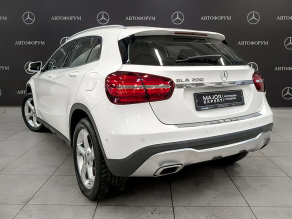 2019 Mercedes-Benz GLA 200 I (X156) Рестайлинг, белый, 2530000 рублей - вид 6