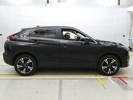 2022 Mitsubishi Eclipse Cross I Рестайлинг, чёрный, 2530000 рублей, вид 3