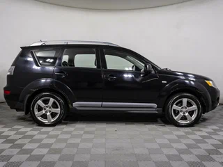 2008 Mitsubishi Outlander II, чёрный, 848000 рублей, вид 4