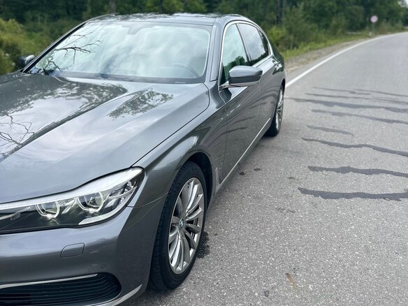 2017 BMW 7 серии 730d xDrive VI (G11/G12), серый, 3295000 рублей