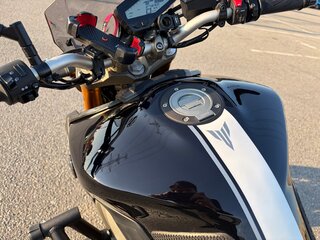 2016 Yamaha MT-09 (FZ-09), чёрный, 680000 рублей, вид 5