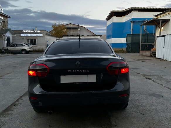 2010 Renault Fluence I, серый, 550000 рублей - вид 4