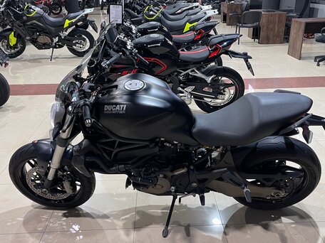 2015 Ducati Monster 821, чёрный, 550000 рублей, вид 5