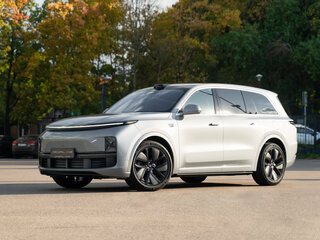 2025 Li Auto (Lixiang) L9 52.3 kWh I Рестайлинг, серый, 9185000 рублей, вид 1