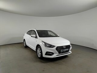 2019 Hyundai Solaris II, белый, 1150000 рублей, вид 3