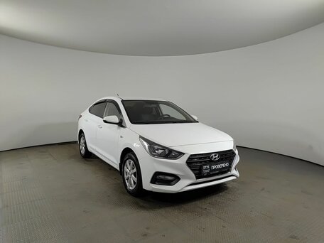 2019 Hyundai Solaris II, белый, 1043250 рублей, вид 3