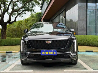 2025 Cadillac XT5 II, чёрный, 5359999 рублей, вид 3
