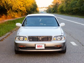 1992 Toyota Crown Majesta I (S140), белый, 1090000 рублей, вид 4