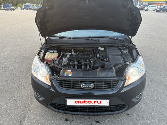 2008 Ford Focus II Рестайлинг, чёрный, 400000 рублей - вид 1