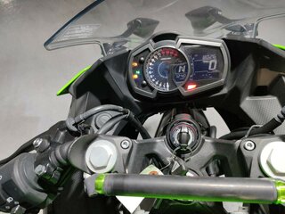 2020 Kawasaki Ninja 400, зелёный, 699000 рублей, вид 5