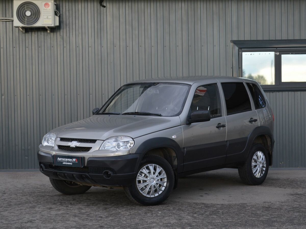Открыть фотографии: Chevrolet Niva I Рестайлинг
