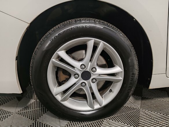 2013 Toyota Verso I Рестайлинг, белый, 1175000 рублей - вид 10