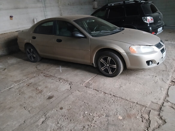 2004 Dodge Stratus II Рестайлинг, золотистый - вид 3
