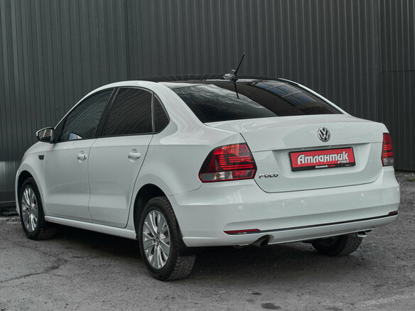 2019 Volkswagen Polo V Рестайлинг, белый, 1230000 рублей - вид 4