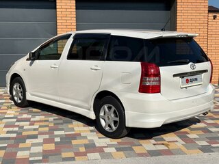 2003 Toyota Wish I, белый, 580000 рублей, вид 4