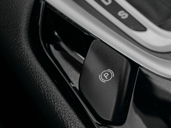 2015 Ford Mondeo V, белый - вид 18