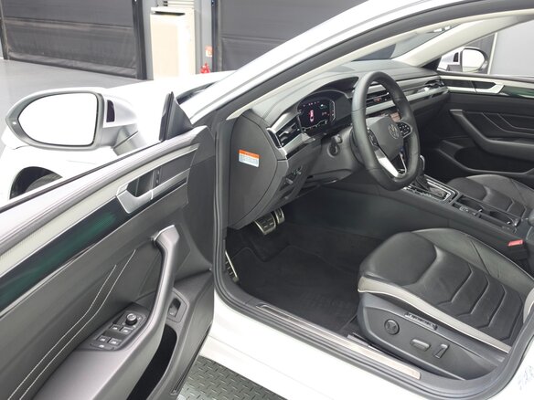 2023 Volkswagen Arteon I Рестайлинг, белый - вид 4