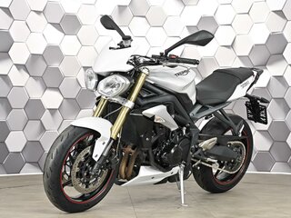 2016 Triumph Street Triple, белый, 549000 рублей, вид 2