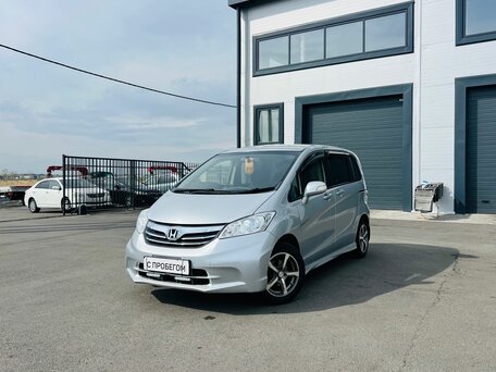 Honda Freed I Рестайлинг