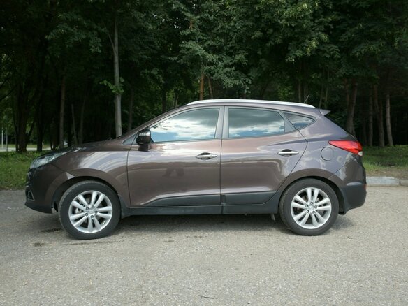 2011 Hyundai ix35 I, коричневый, 1200000 рублей - вид 2