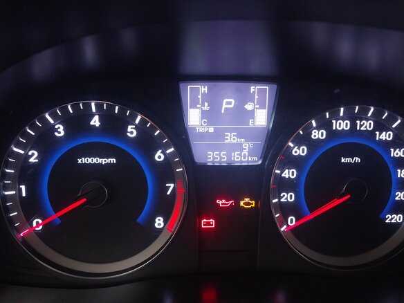 2015 Hyundai Solaris I Рестайлинг, белый, 490000 рублей - вид 5