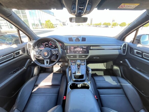 2019 Porsche Cayenne Turbo III, чёрный - вид 14