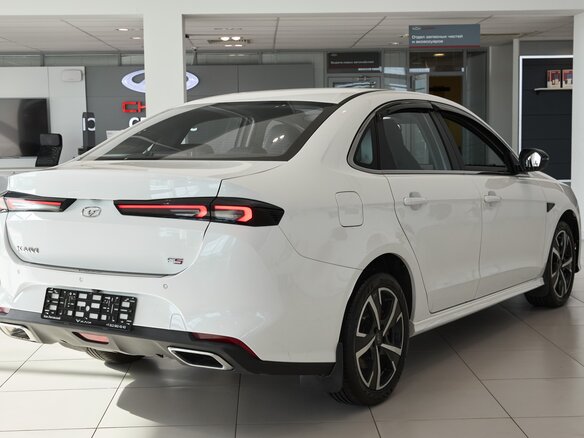 2023 Kaiyi E5, белый, 1699000 рублей - вид 4