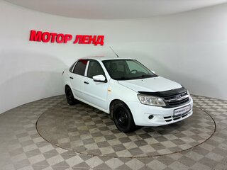 2013 Lada (ВАЗ) Granta I, белый, 420000 рублей, вид 3
