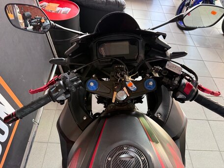 2021 Honda CBR 400R, чёрный, 680000 рублей, вид 3