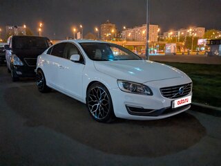 2014 Volvo S60 II Рестайлинг, белый, 1700000 рублей, вид 4