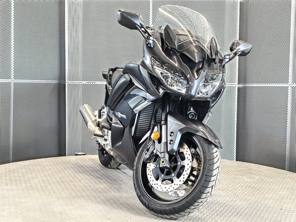 2016 Yamaha FJR1300, серый, 1177000 рублей - вид 2