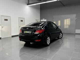2014 Hyundai Solaris I Рестайлинг, чёрный, 950000 рублей, вид 2