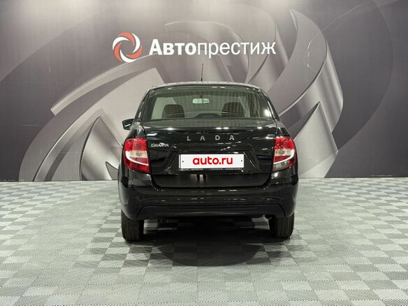 2026 Lada (ВАЗ) Granta I Рестайлинг, чёрный, 850000 рублей - вид 5