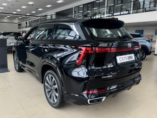 2025 Changan CS75 Plus III, чёрный, 3819900 рублей, вид 3