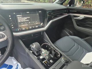 2026 Volkswagen Touareg III Рестайлинг, чёрный, 12124576 рублей, вид 5