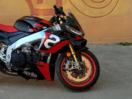 2021 Aprilia Tuono V4, чёрный, 1599000 рублей, вид 1