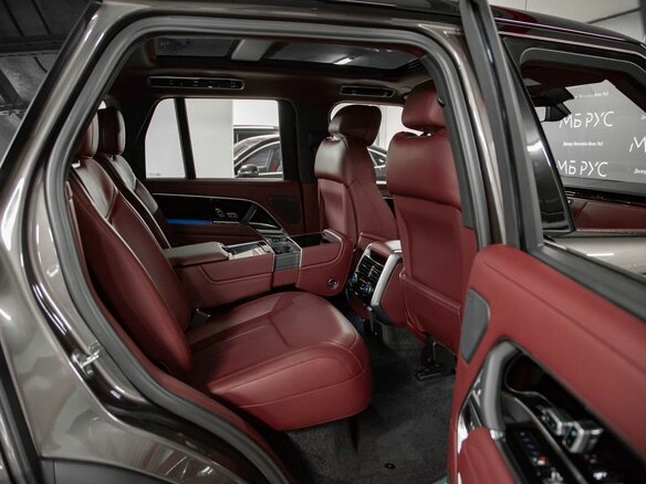 2023 Land Rover Range Rover P400 MHEV V, коричневый, 16499000 рублей - вид 11
