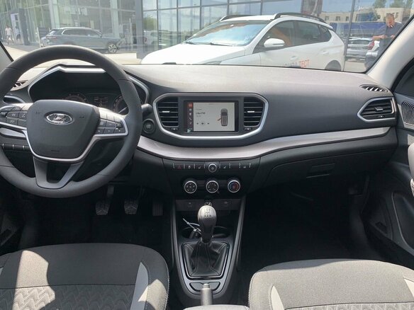 2026 Lada (ВАЗ) Vesta SW I Рестайлинг (NG), коричневый, 1830000 рублей - вид 5