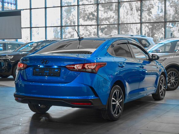 2021 Hyundai Solaris II Рестайлинг, синий, 1499000 рублей - вид 5