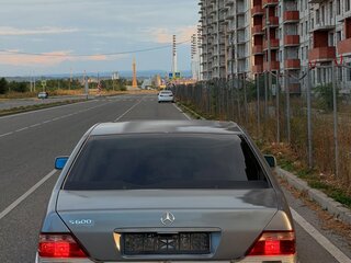 1992 Mercedes-Benz S-Класс 300 III (W140), серебристый, 480000 рублей, вид 2