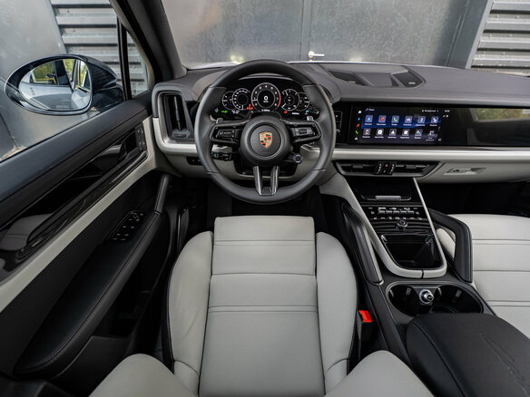 2026 Porsche Cayenne III Рестайлинг, серый, 19790000 рублей - вид 13