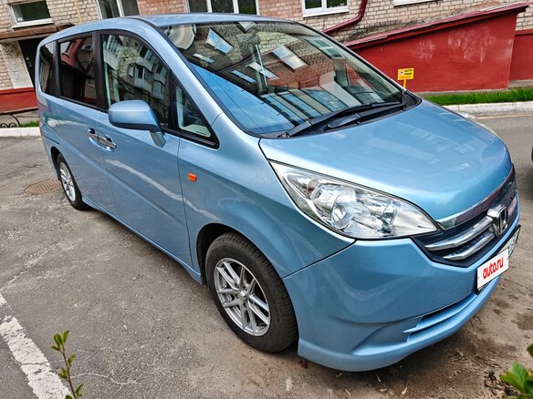 2009 Honda Stepwgn III, голубой, 1135000 рублей - вид 2