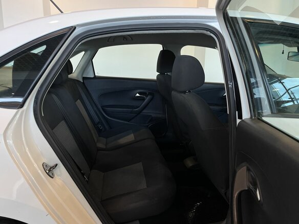 2012 Volkswagen Polo V, белый, 389000 рублей - вид 22