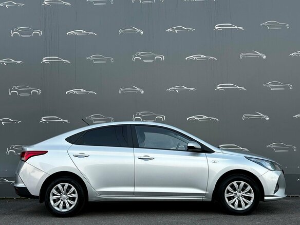 2022 Hyundai Solaris II Рестайлинг, серый, 1626700 рублей - вид 9