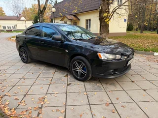 2011 Mitsubishi Lancer X Рестайлинг, чёрный, 615000 рублей, вид 5