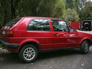 1987 Volkswagen Golf II, красный, 280000 рублей, вид 3