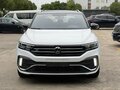 2021 Volkswagen T-Roc I, белый - вид 1